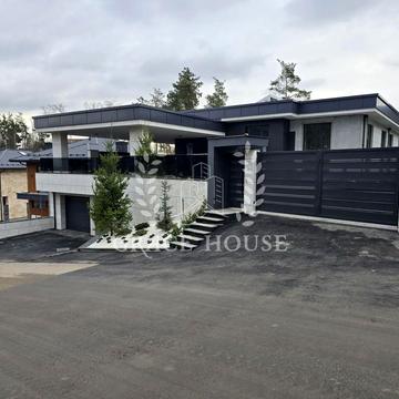 Квітнева вул.