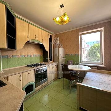 Волоська вул., 36/38