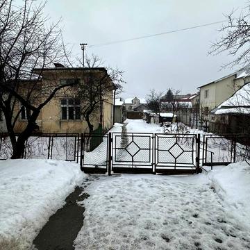 Євгена Коновальця вул., 150