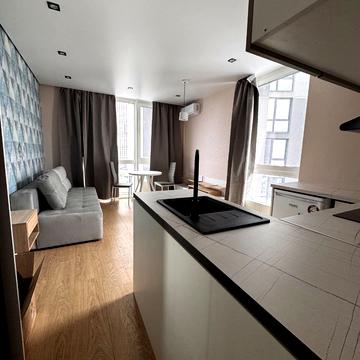 Зарічна вул., 6