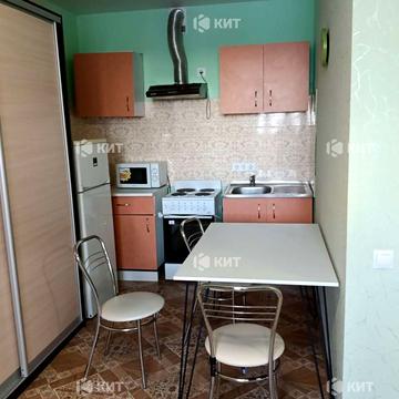 Козакевича вул., (Будинок 21в)