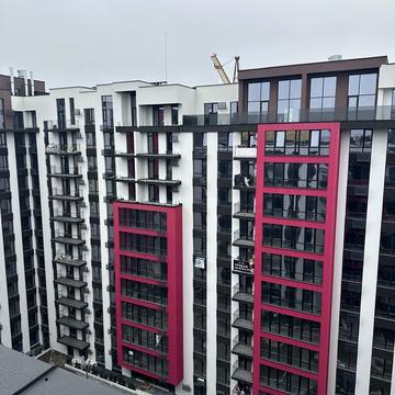 Романа Левицького вул., (Будинок 4)