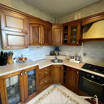 Незалежної України вул. (40 років Радянської України), 51