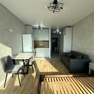 Романа Левицького вул., (Будинок 7)