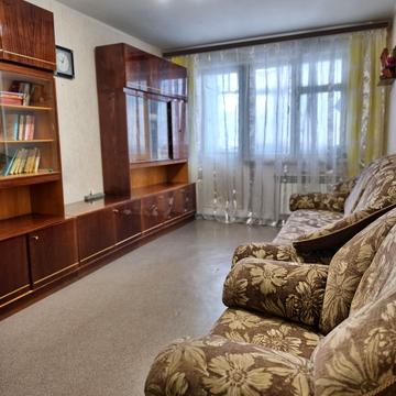 Левка Лукяненка просп. (Рокоссовського), 5