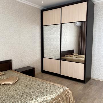 Героїв полку "Азов" вул. (Маршала Малиновського), 4-В