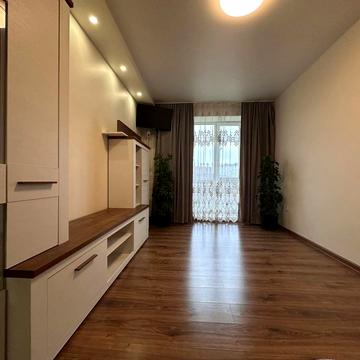 Героїв Чорнобиля вул., 3