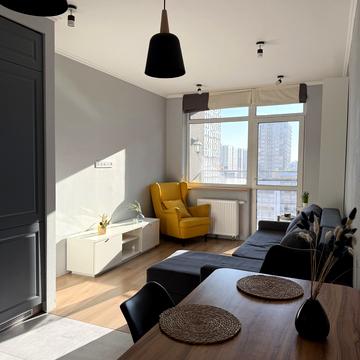 Європейського Союзу просп. (Правди), 41-Б