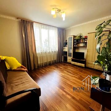 Валерія Лобановського просп. (Червонозоряний), 6-А