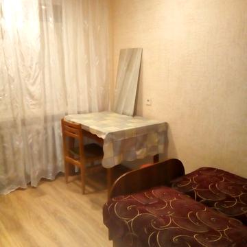 Академіка Філатова вул., 20/2