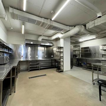 Тернопільська вул., 21