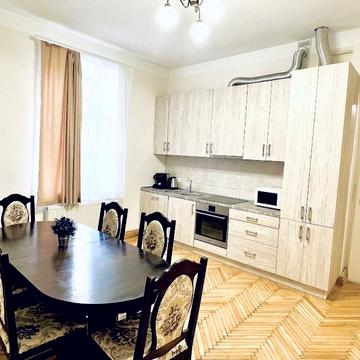 Миколая Коперника вул., 26