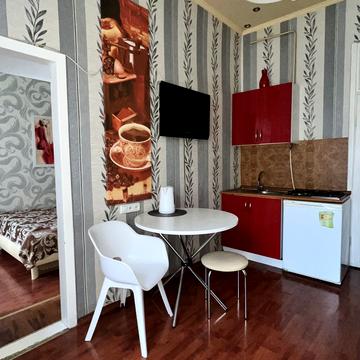 Театральний пров. (Чайковського), 12