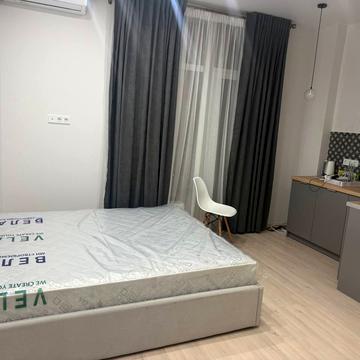 Геранієва вул., 8