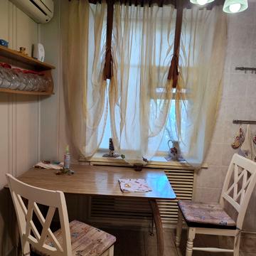 Вадима Благовісного вул. (Нікольська), 9