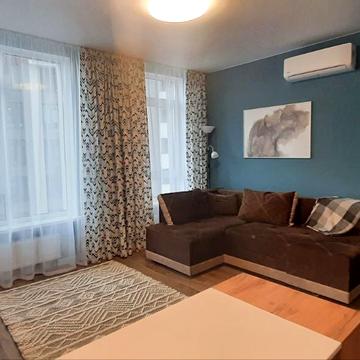 Любомира Гузара просп. (Космонавта Комарова), 13