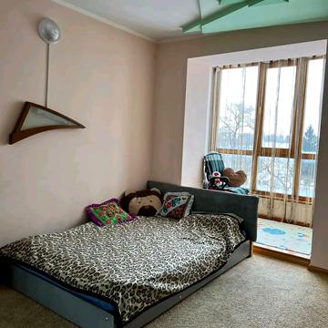 Лесі Українки вул., 6