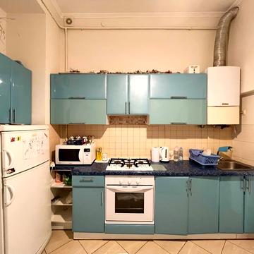 Пантелеймона Куліша вул., 35