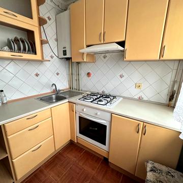 Володимира Івасюка вул., 3