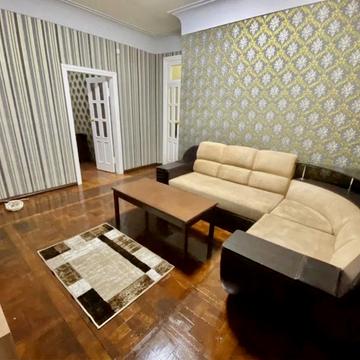 Бориса Чичибабіна вул., 9