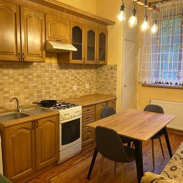 Бориса Романицького вул., 10