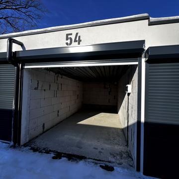 Миколи Сингаївського вул. (Ново-Оскольська), 12