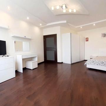 Завальна вул., 10-Г