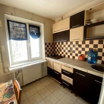 Прирічна вул., 27