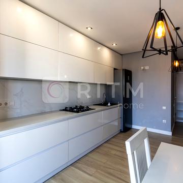 Гетьмана Петра Дорошенка вул., 22б