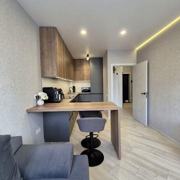 Університетська вул., 3/3