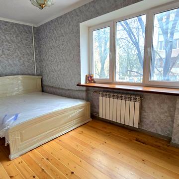 Полуничний пров., 29