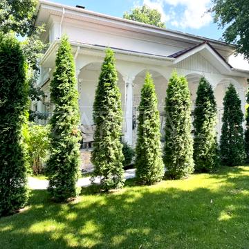 Набережна вул.