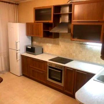 Миколи Бажана просп., 10