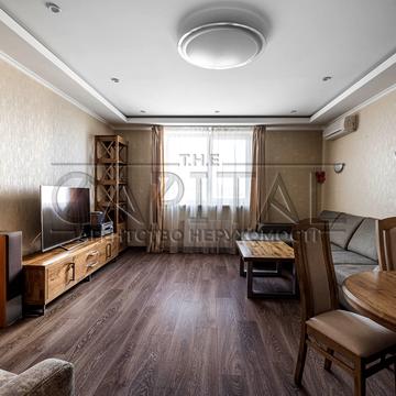 Деміївська вул., 13