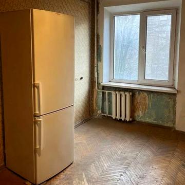 Будівельників вул., 20-А