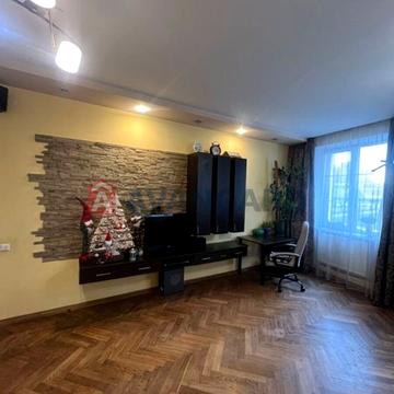 Стрийська вул., 76