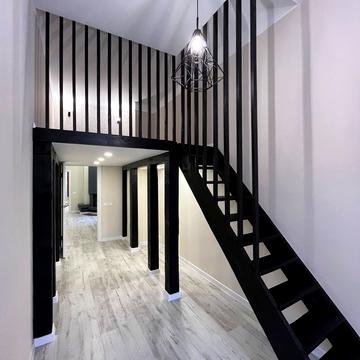 Лесі Українки вул., 18