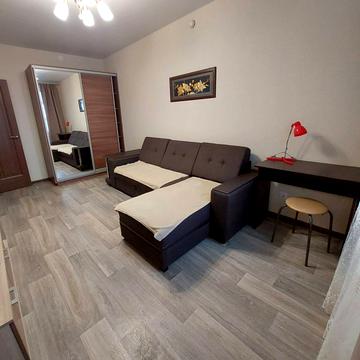 Сонячна Набережна вул. (Маршала Малиновського), 14