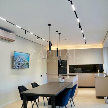 Фастівський