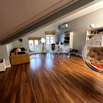 Редьчинська вул., 3