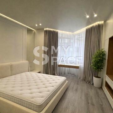 Андрія Верхогляда вул. (Михайла Драгомирова), 14-А