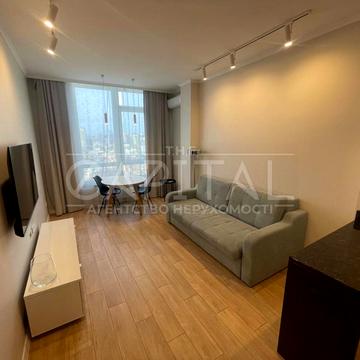 Жилянська вул., 68