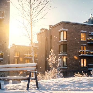 24 Серпня вул., (Будинок 8)