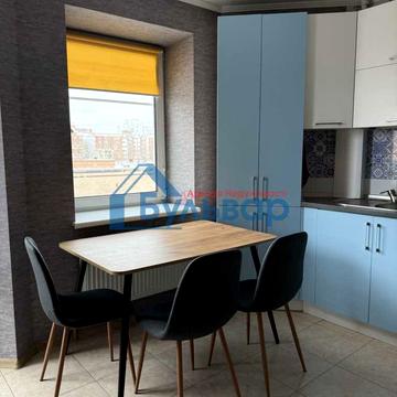 Олександра Бідного вул., 5