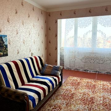 Академіка Александрова вул., 17