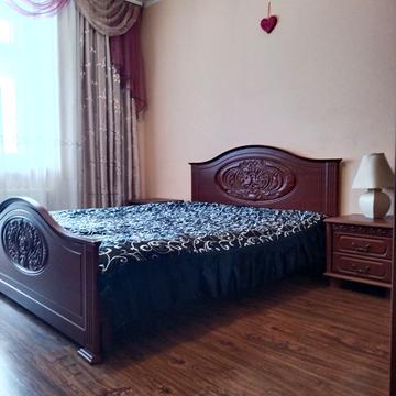 Пасічна вул., 38а