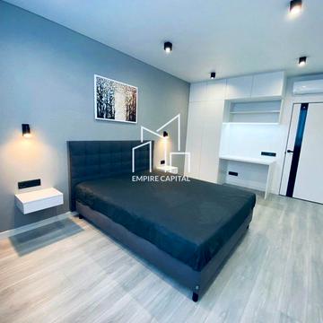 Карла Мікльоша вул., 19