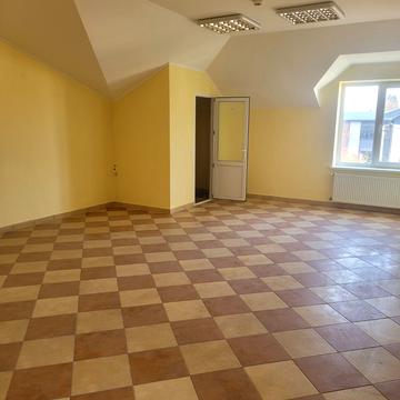 Дубенська вул., 140