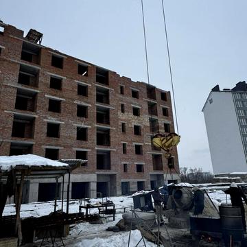 Петра Маланюка вул., (Будинок 5)