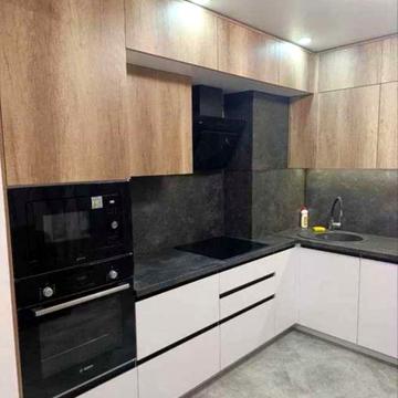 Ясинуватський пров., 11